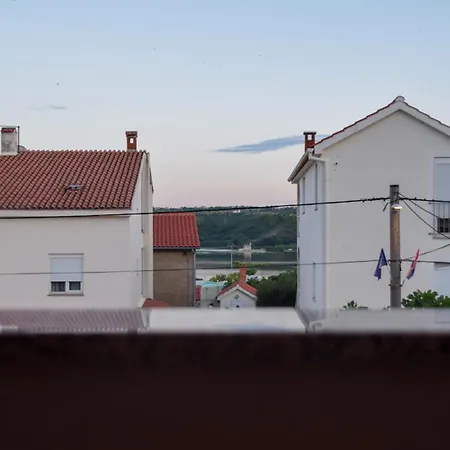 דירה Dina 1 פוסדריה