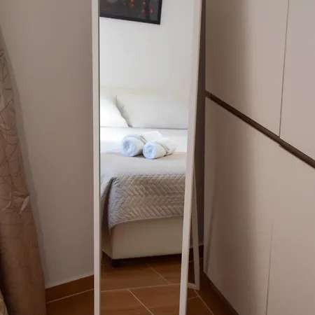 Dina 1 Posedarje